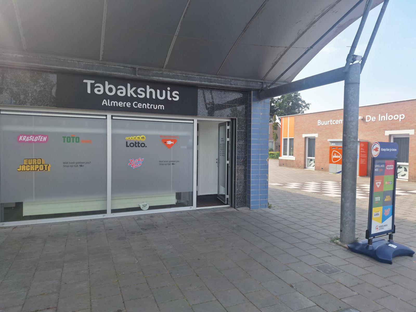 Tobacco shop exterior